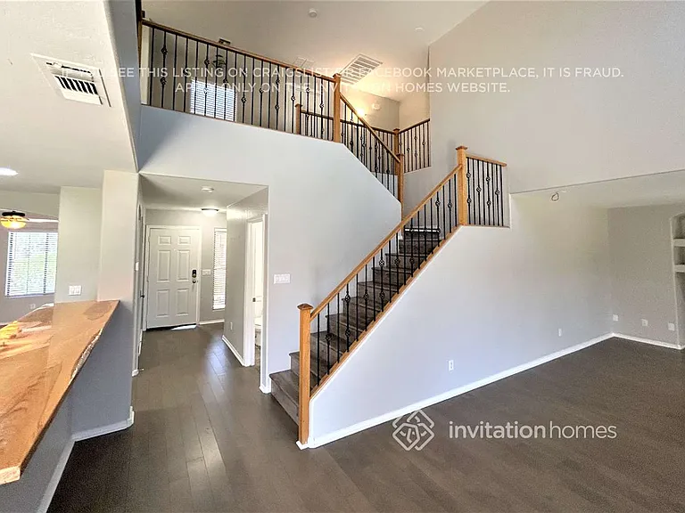2419 W Maldonado Rd — Photo 2