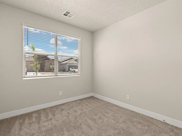 6801 Cleary Loop NE — Photo 14
