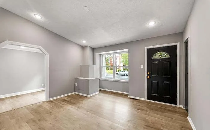 9613 Rooster Ln — Photo 2