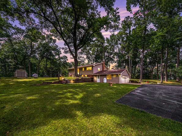 14031 Harper Rd, Cement City, MI 49233