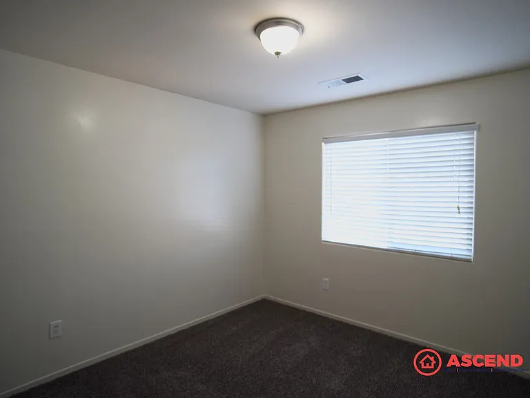 301 Alysheba Dr — Photo 21
