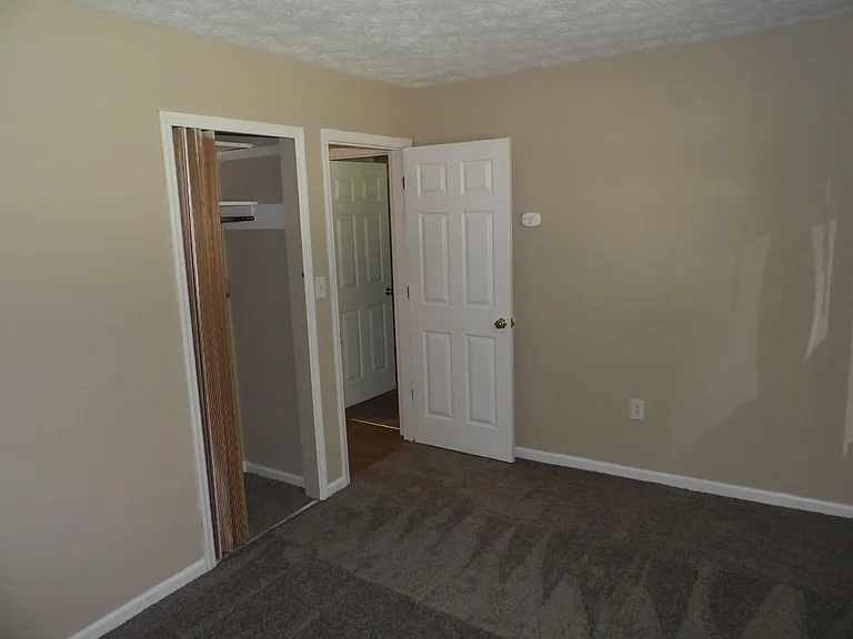 248 Meadowview Dr #2 — Photo 36