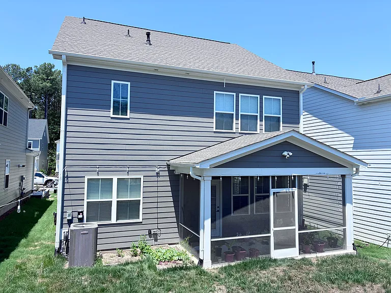 2033 Florine Dr — Photo 37
