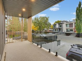 7305A 155th St NW, Edmonton, AB T5R 1W2