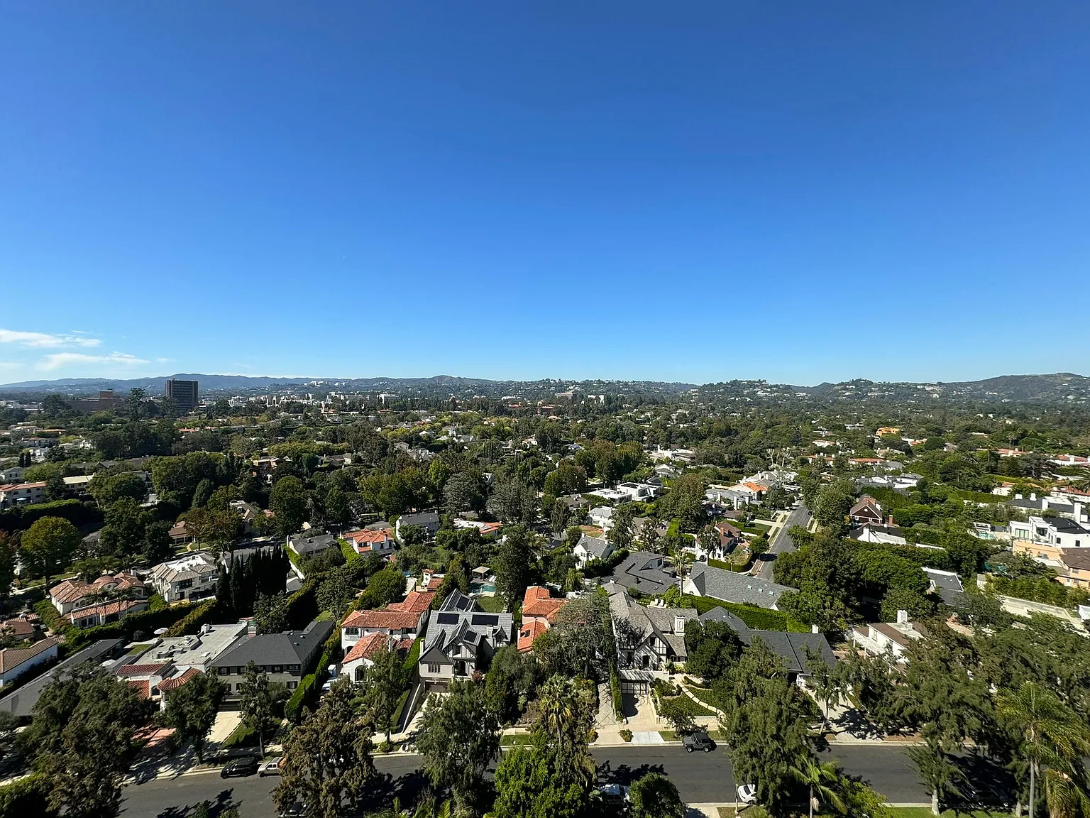2 bed, 1649 sqft, $8,750 — Photo 4