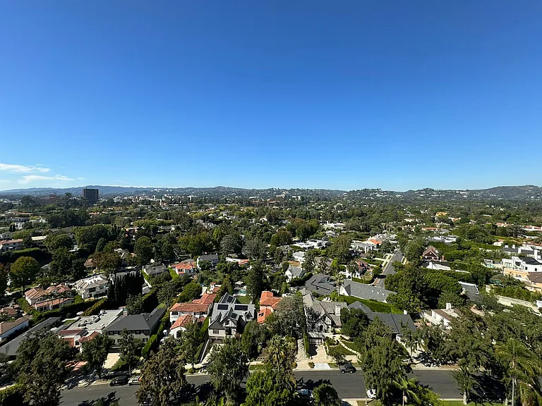 10445 Wilshire Blvd #1804 — Photo 4