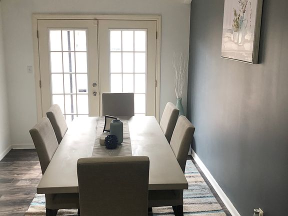 4th image of 3411 Kingshighway