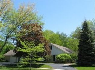 1214 Evergreen St, West Bend, WI 53095