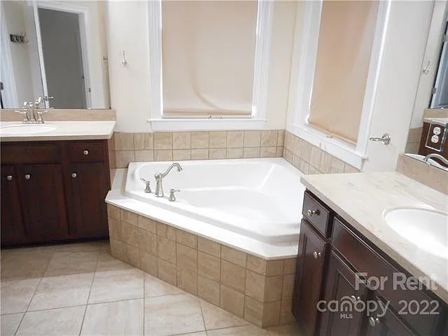 9628 Daufuskie Dr — Photo 16