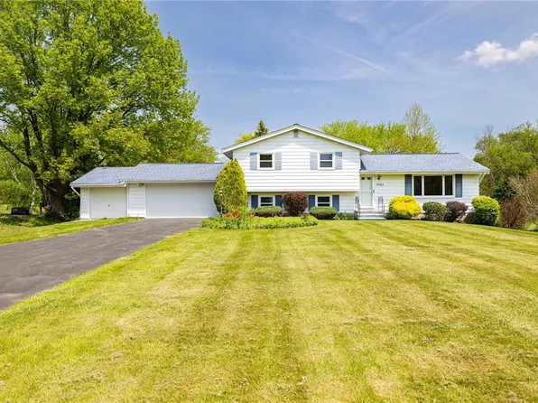 4362 Canal Rd, Spencerport, NY 14559