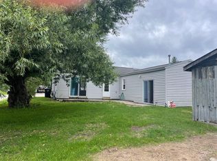 155 Smith St, Oscoda, MI 48750