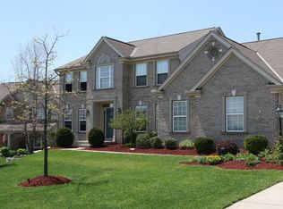 7651 Huntsman Ln, West Chester, OH 45069