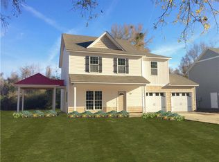 8 Kaminsky Ln, Beaufort, SC 29906