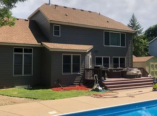 17347 Candlewood Pkwy, Eden Prairie, MN 55347