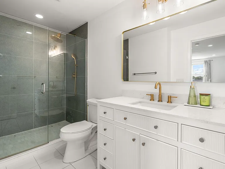 770 Washington Ave #404 — Photo 13