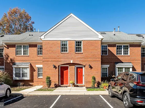 750 E Marshall St APT 411, West Chester, PA 19380