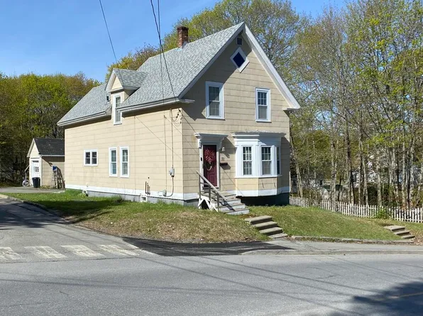 31 Pendleton Street, Brewer, ME 04412