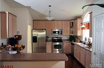 4th image of 129 Lindbergh Place Way