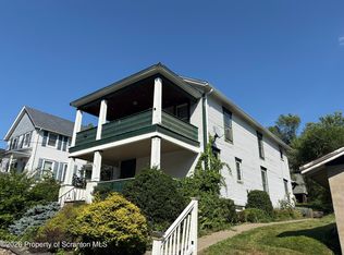 62 Grove St, Carbondale, PA 18407