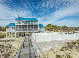 1116 E Gulf Beach Dr, Eastpoint, FL 32328