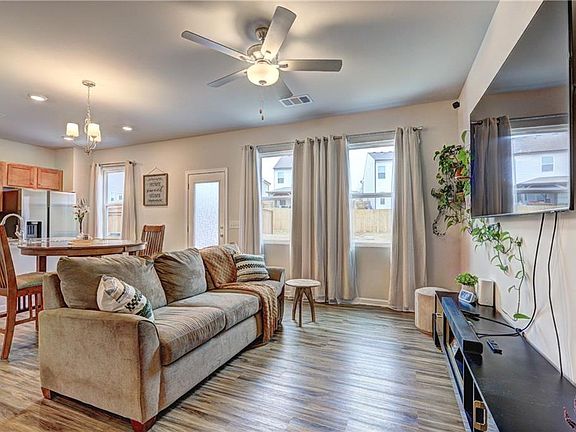 5th image of 4780 Ridge Valley Dr