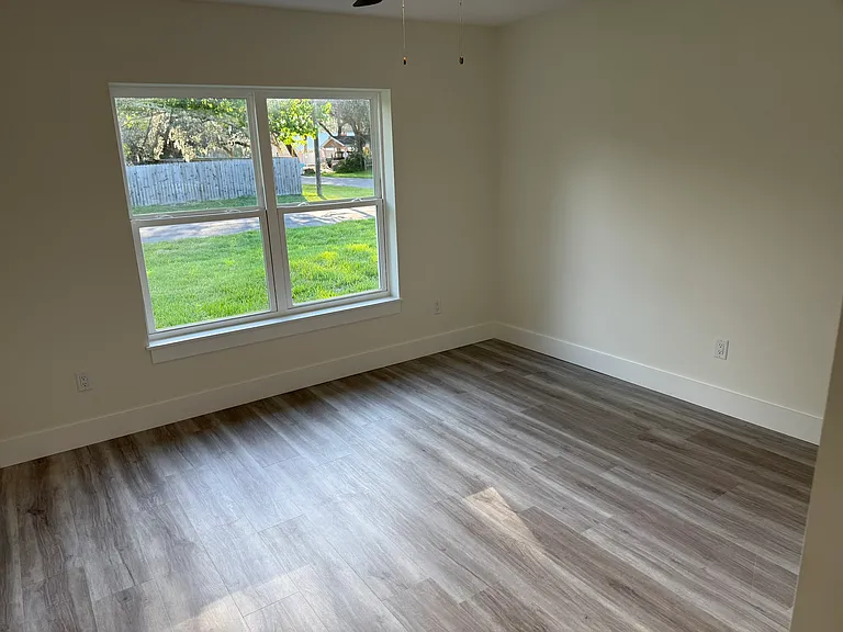 101 Lobelia Rd — Photo 10