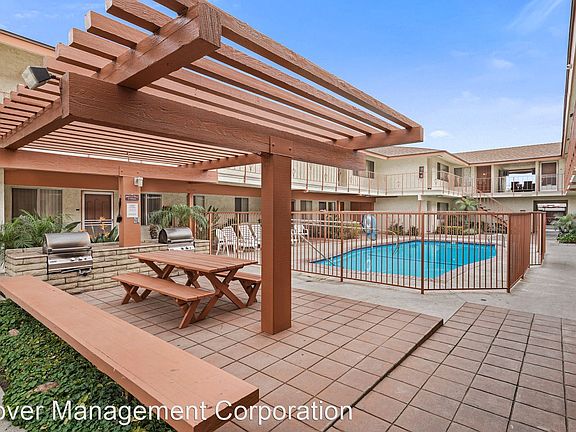 4th image of 16310 Cornuta Ave #109