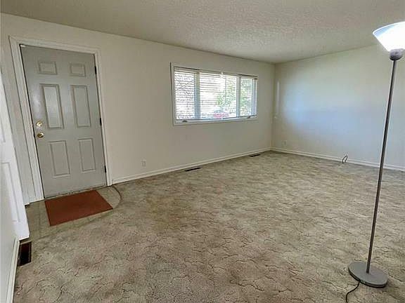 2nd image of 802 112th St
