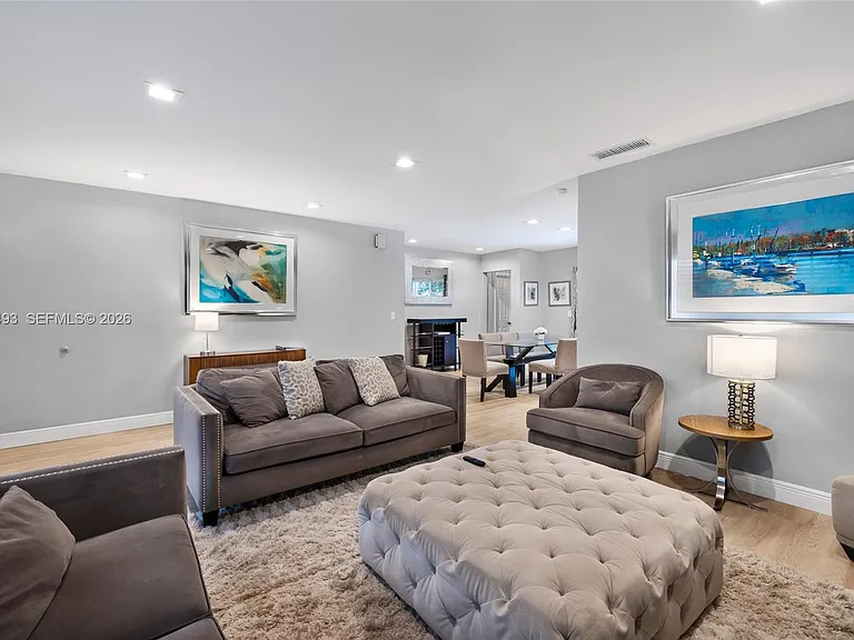 7711 Coquina Dr — Photo 33