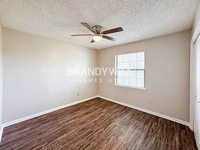 10848 Copper Hill Dr — Photo 14