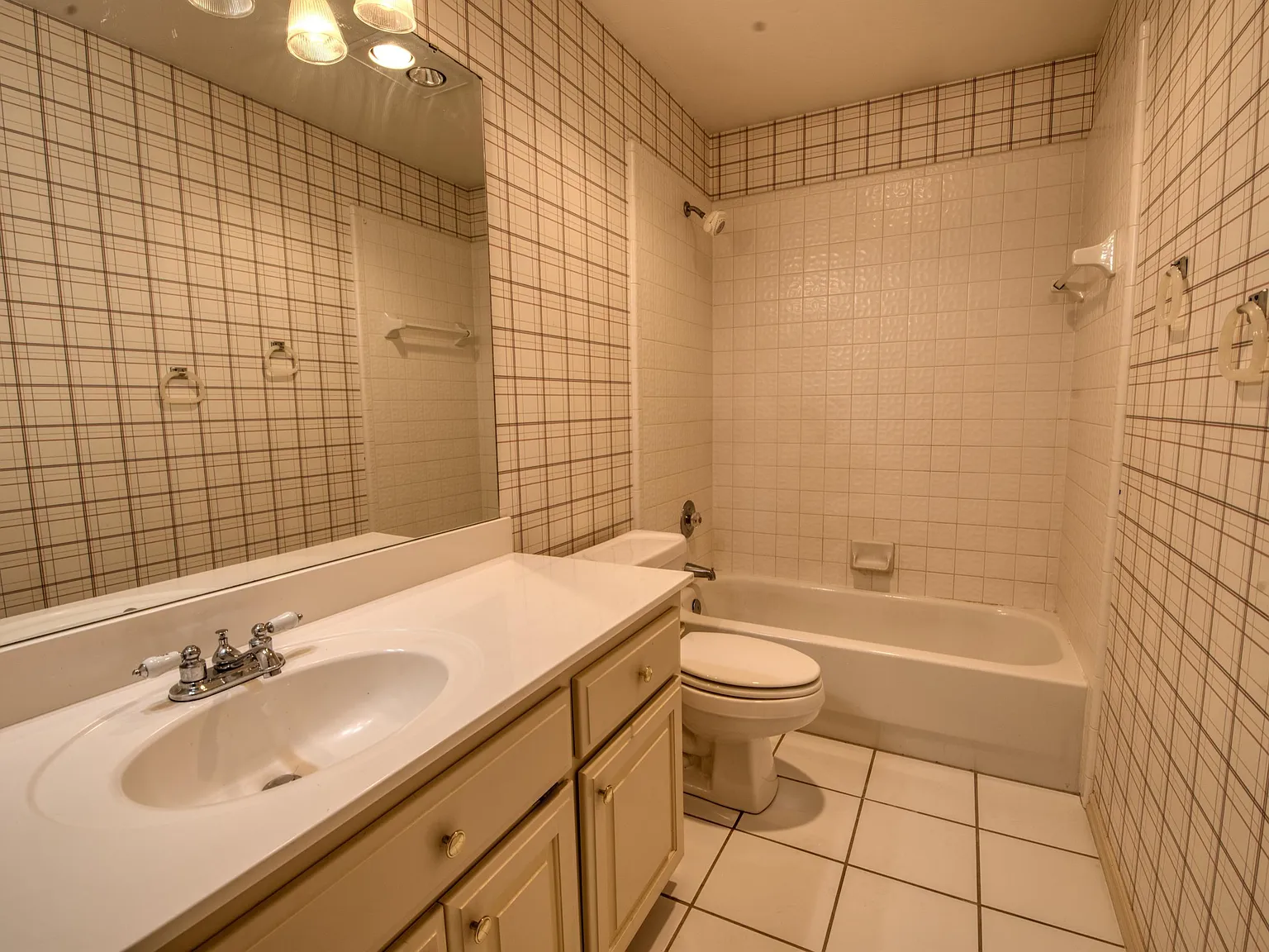 15501 Arbuckle Heights - 1 — Photo 3