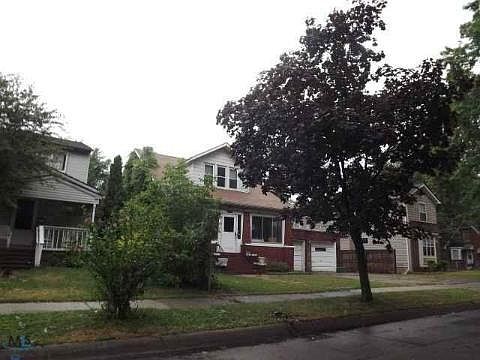 1st image of 420 E Granet Ave