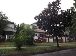 420 E Granet Ave, Hazel Park, MI 48030