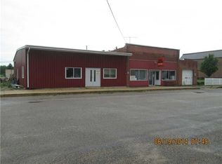 301 Cass St, Volga, IA 52077