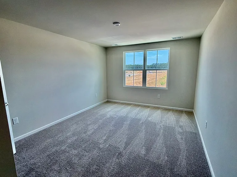 121 Pennsylvania Dr — Photo 15