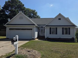 16 Fitzpatrick Ct, Fountain Inn, SC 29644