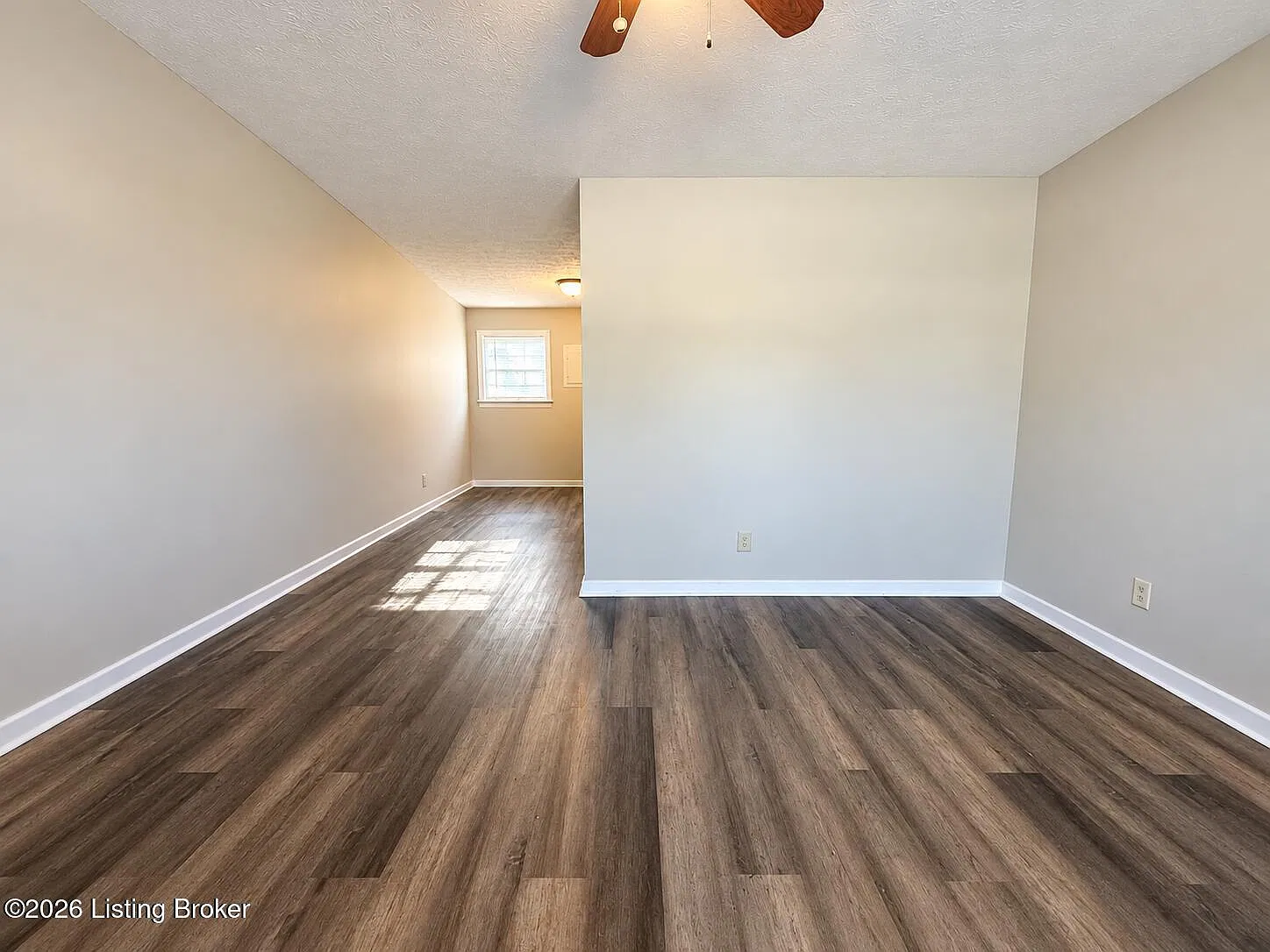 2 bed, 1.0 bath, 750 sqft, $850 — Photo 3