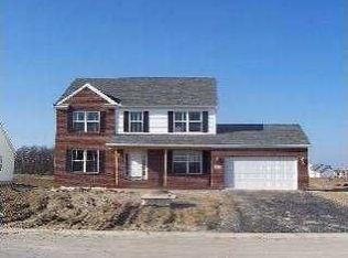 7060 Harvester Rd, Maumee, OH 43537