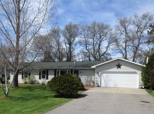 2080 Boulevard Rd, Kronenwetter, WI 54455