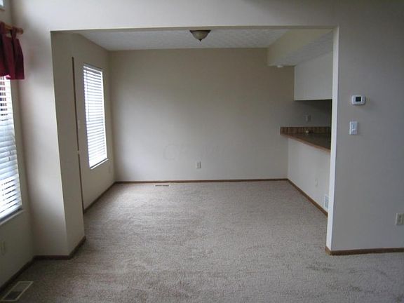 3rd image of 5098 Cherry Blossom Way