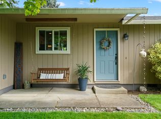 988 NW Connell Ave, Hillsboro, OR