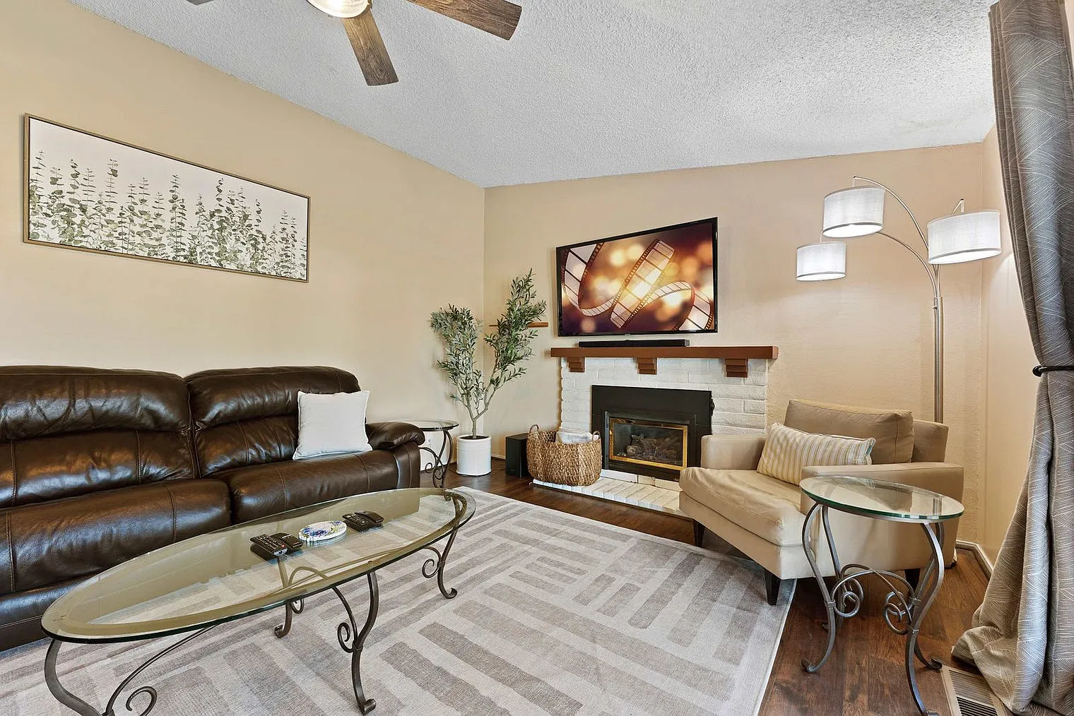 4 bed, 2.0 bath, 1496 sqft, $20,903 — Photo 2