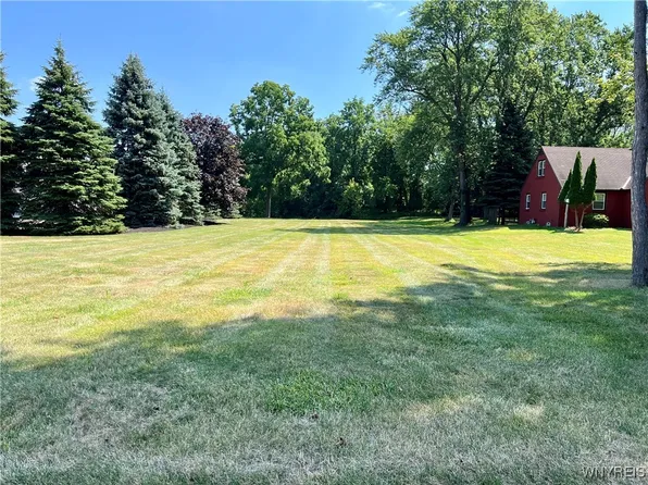 Orchard Park Rd, Orchard Park, NY 14127