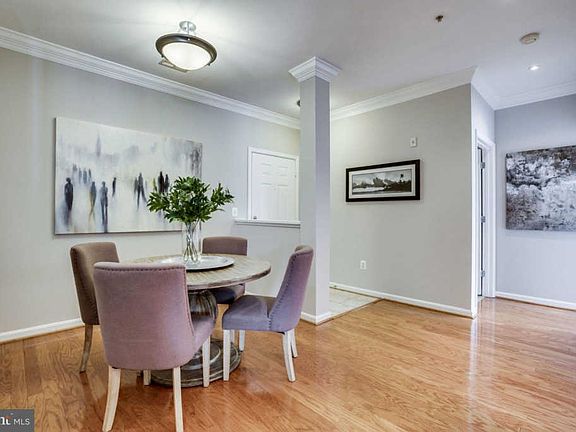 5th image of 4860 Eisenhower Ave Unit 479