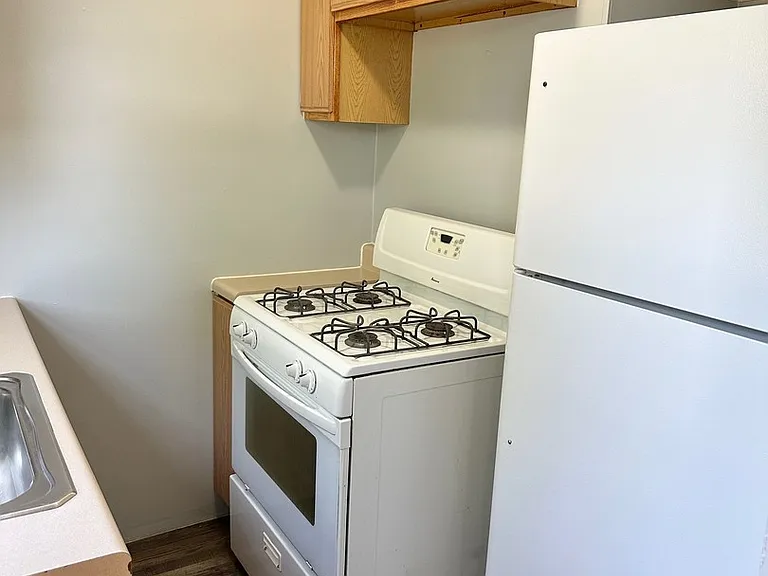 326 Railroad St #2 — Photo 11