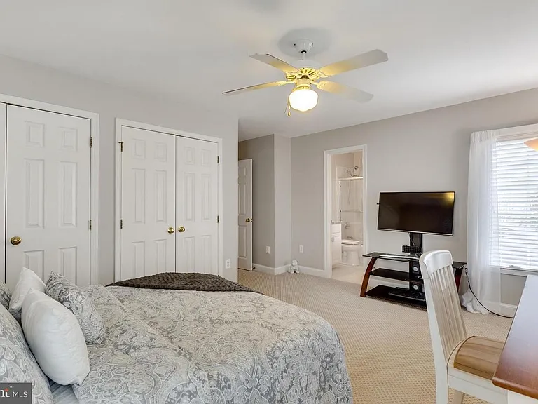 1207 Artnauman Ct — Photo 31