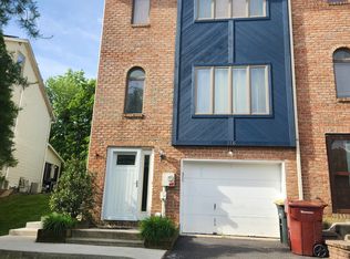 116 Cornerstone Pl, Whitehall, PA 18052