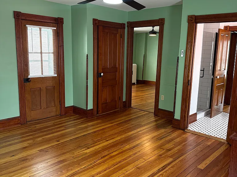 514 S Cameron St — Photo 26
