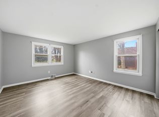 916 Klein Rd, Williamsville, NY 14221