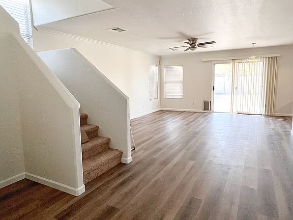 3rd image of 1444 W Roosevelt Ave